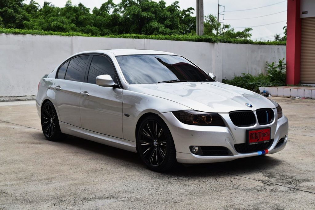 BMW 320d มือสอง