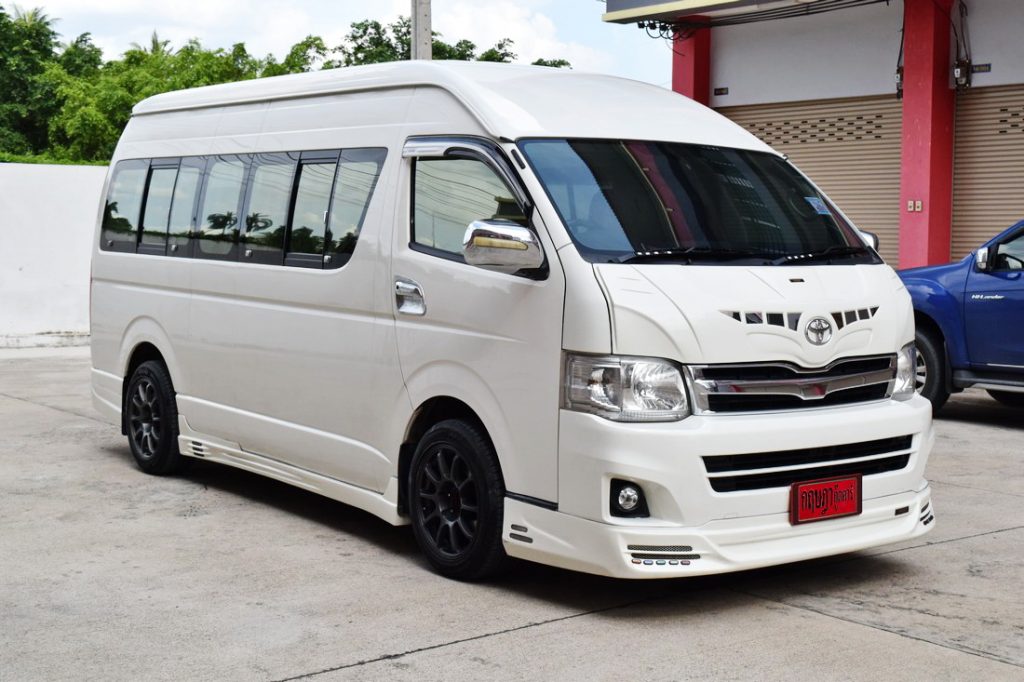 รถตู้มือสอง Toyota Hiace