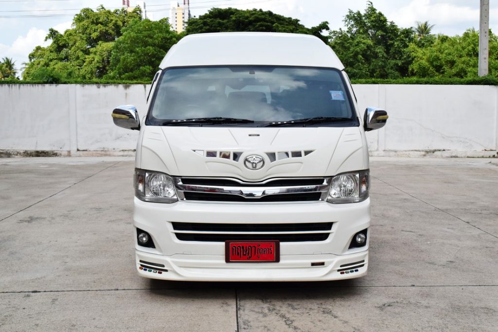 รถตู้ Toyota Hiace มือสอง