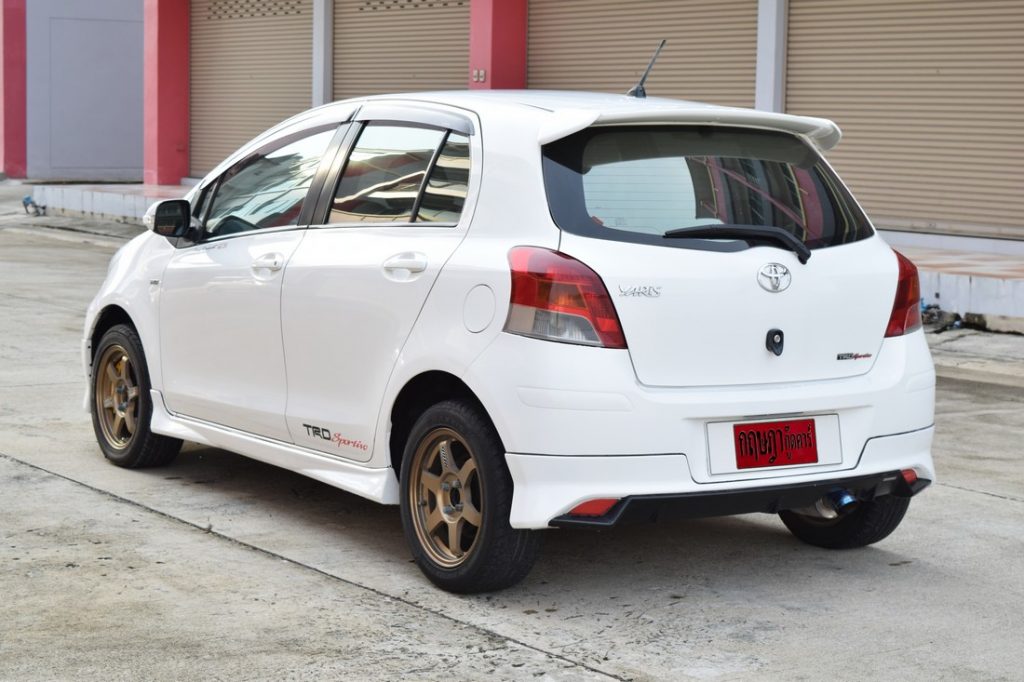 ภายนอก toyota yaris มือสอง