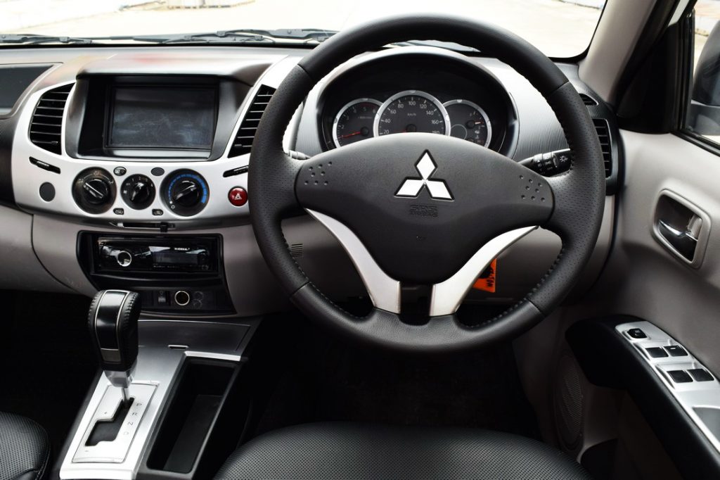 ภายใน mitsubishi triton มือสอง