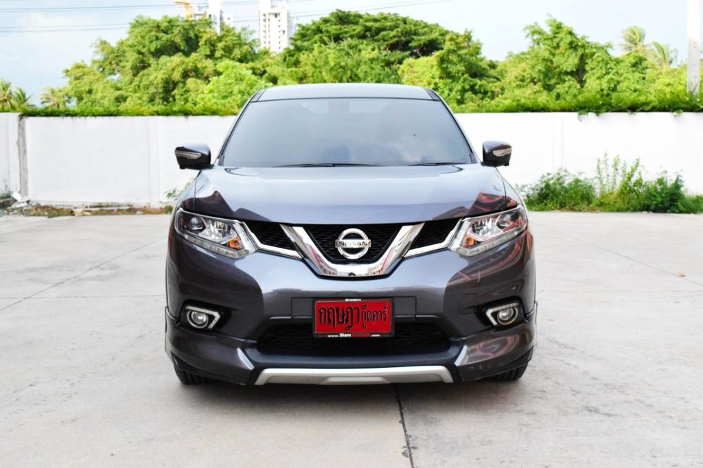 ภายนอก nissan x trail มือสอง