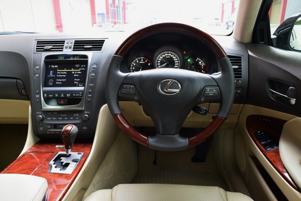 Lexus GS300 มือสอง