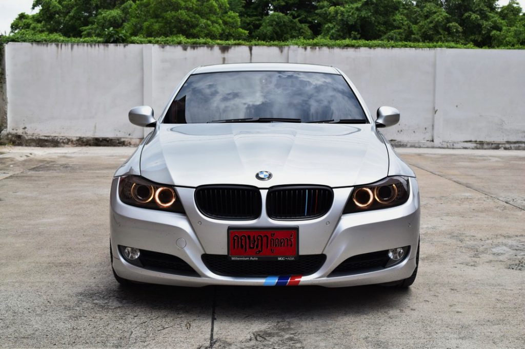 BMW 320d มือสอง