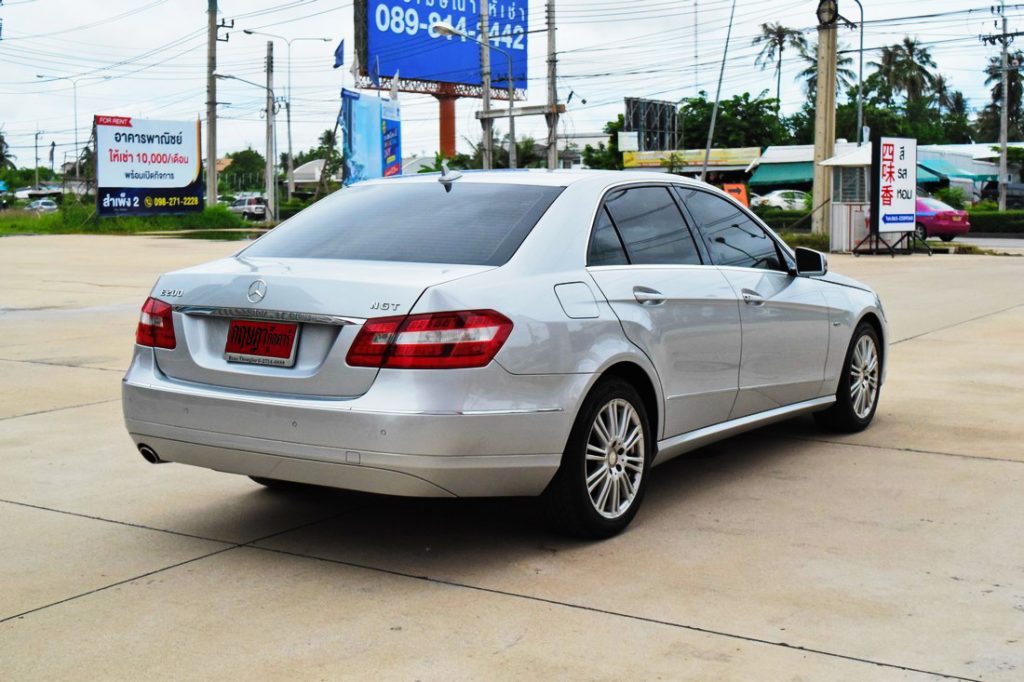 Benz E200 มือสอง