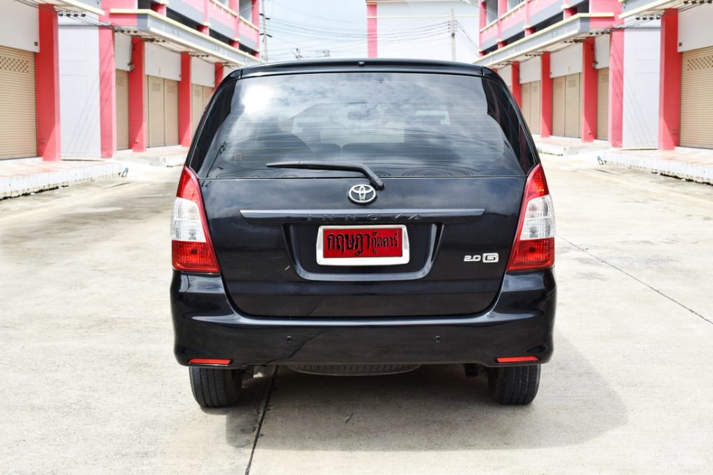 Toyota INNOVA มือสอง
